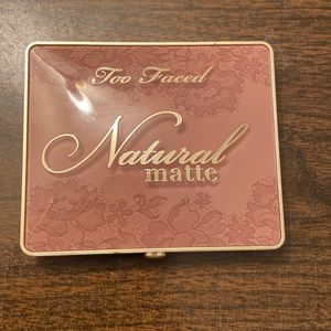 Too Faced Natural Matta eyeshadow palette